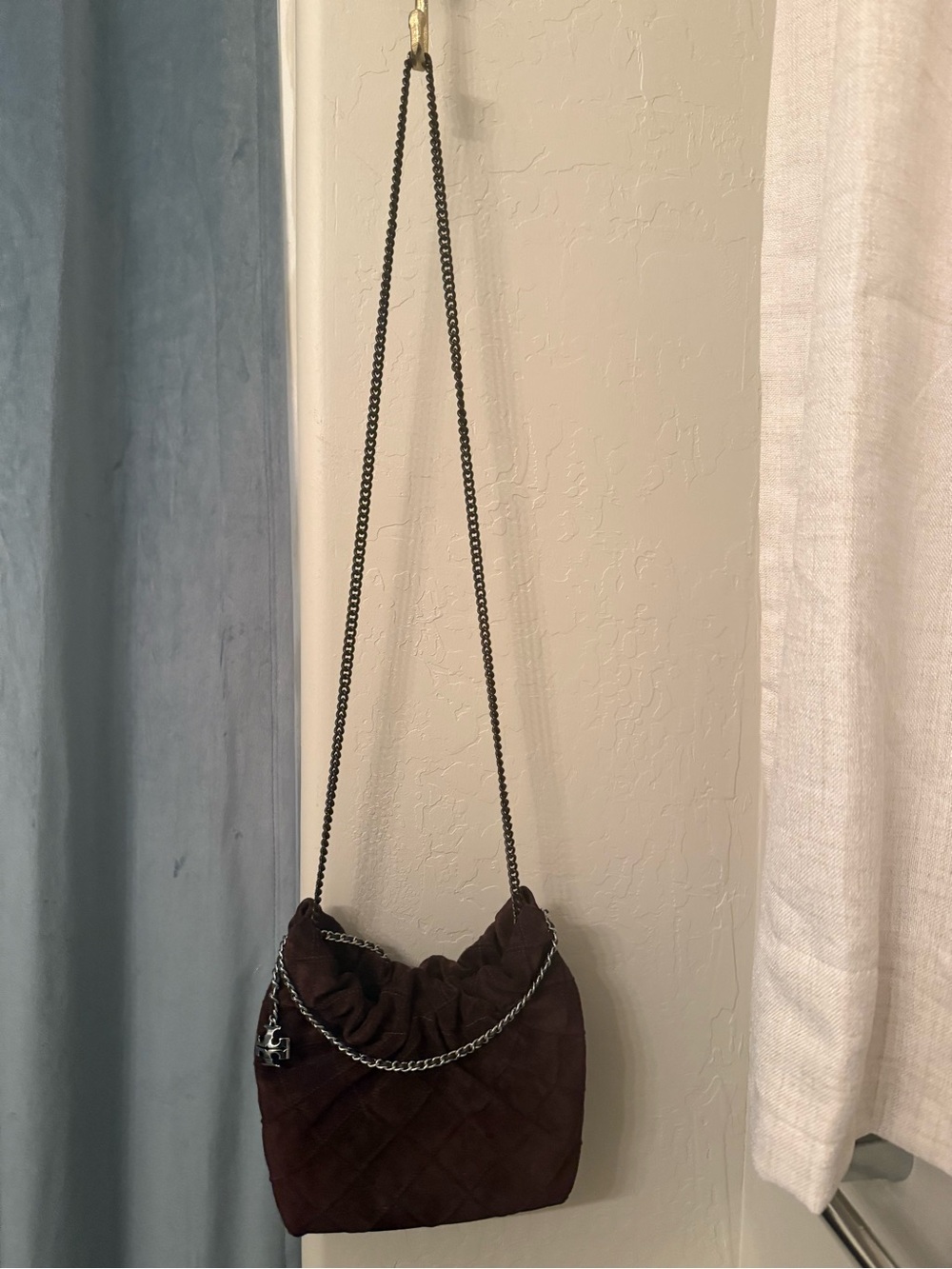 Quilted Drawstring Shoulder Bag in Dark Brown